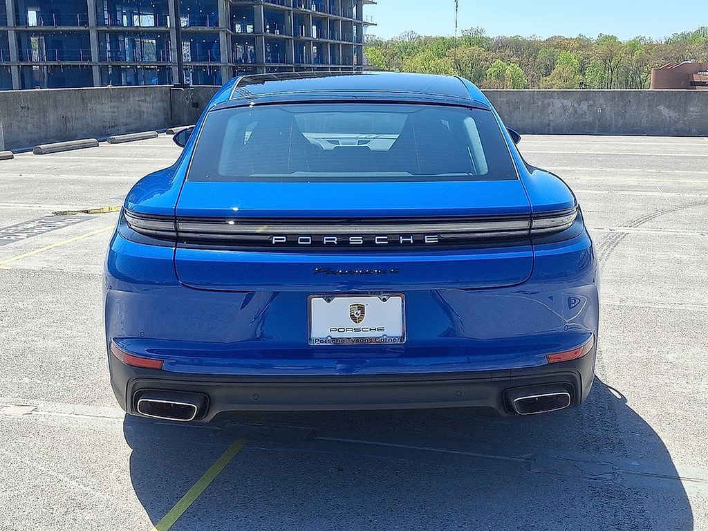 Thumbnail: 2025 Porsche Panamera - 9
