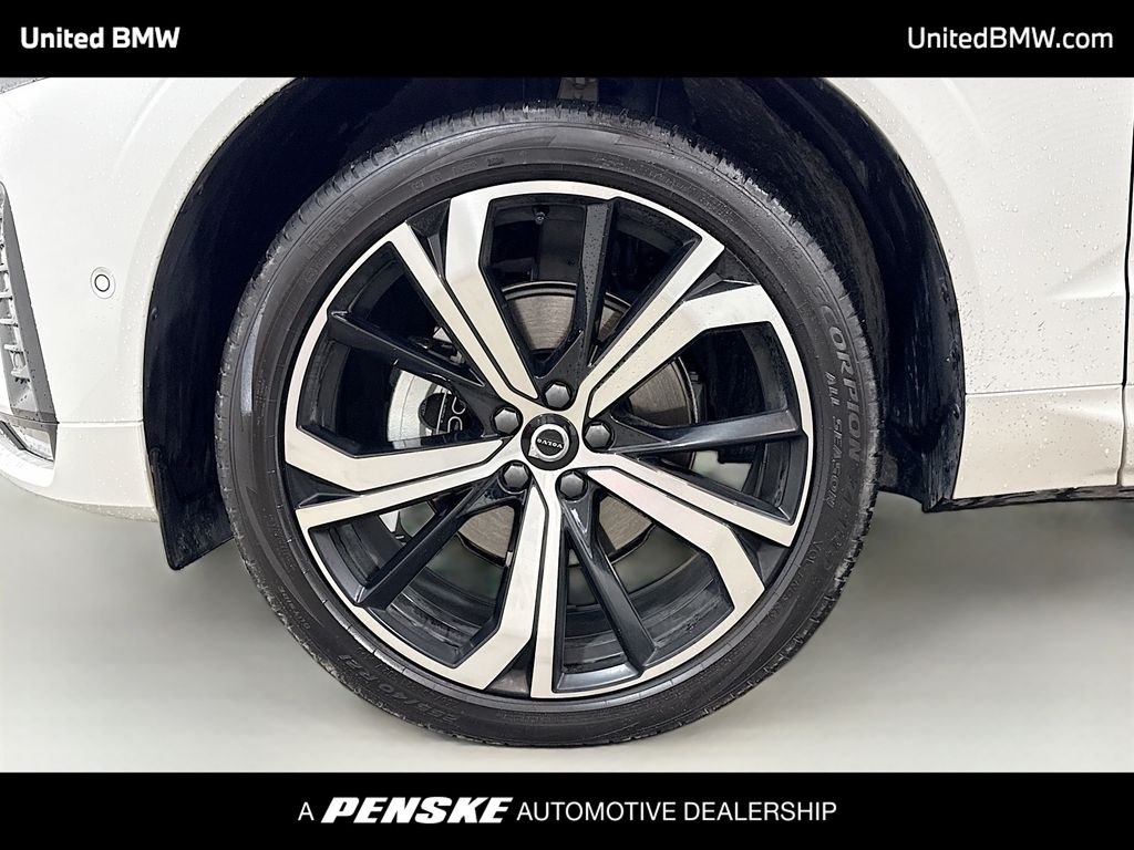 Thumbnail: 2025 Volvo XC60 - 2