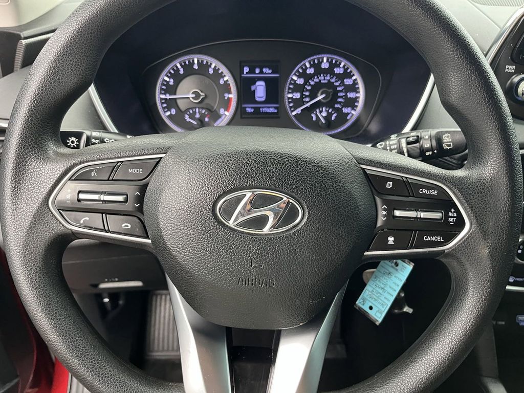 2019 Hyundai Santa Fe SE 29