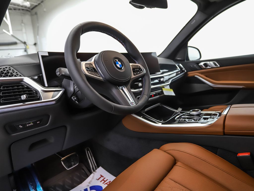 Thumbnail: 2026 BMW X5 - 10