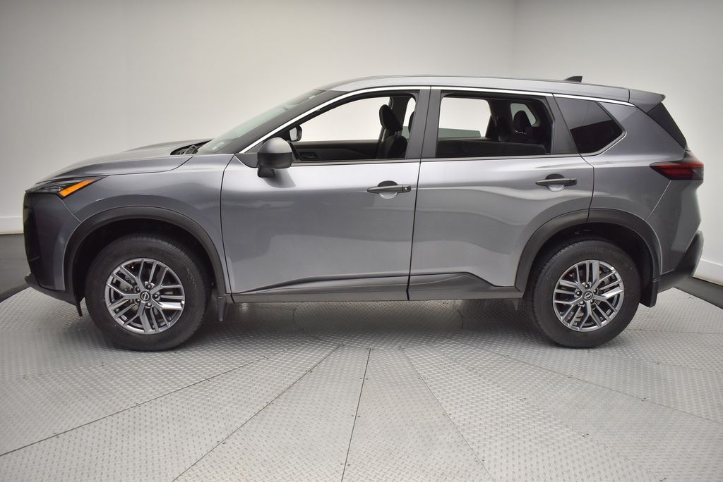 2023 Nissan Rogue S 8