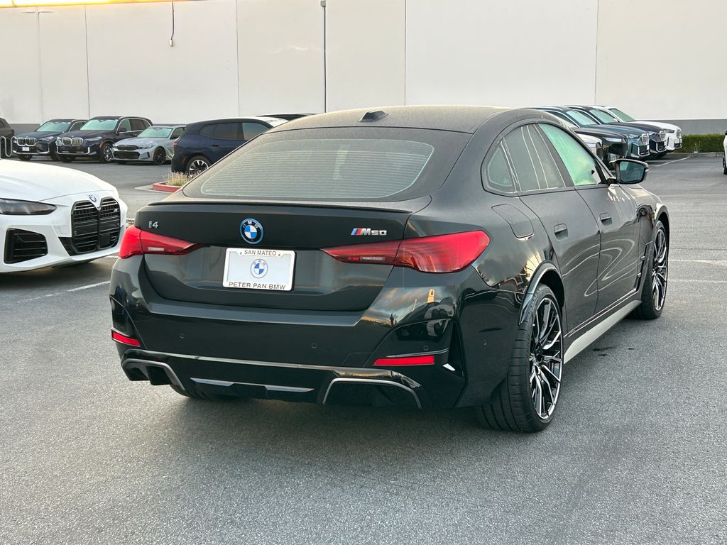 Thumbnail: 2025 BMW i4 - 5