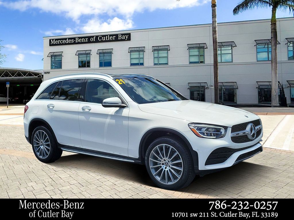 2021 Mercedes-Benz GLC