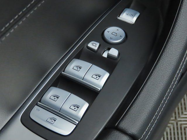 Thumbnail: 2023 BMW X4 - 24