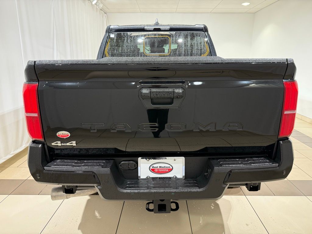 Thumbnail: 2025 Toyota Tacoma - 4