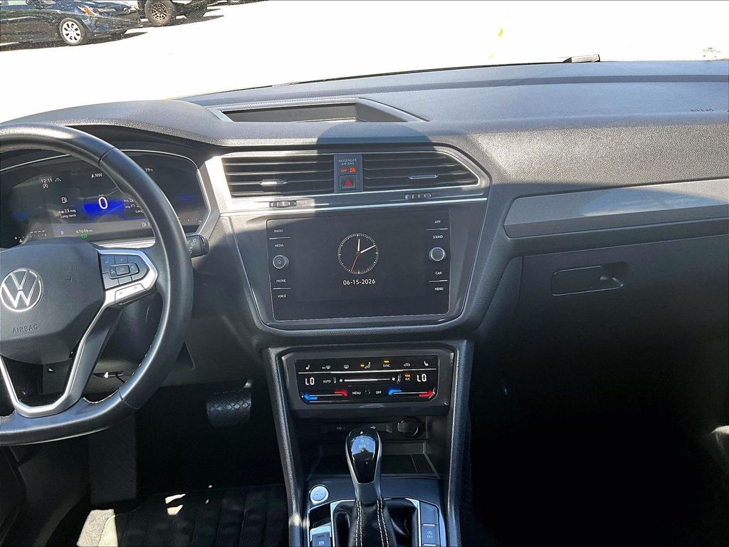 2024 Volkswagen Tiguan — photo 18