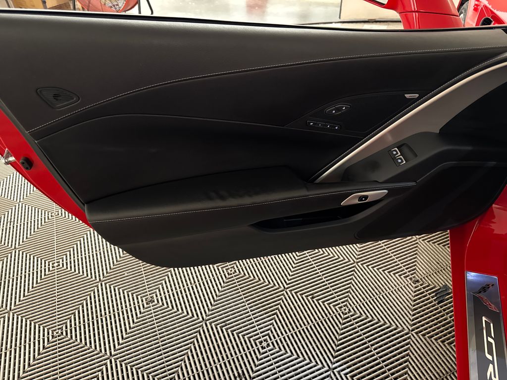 Used 2019 Red Chevrolet Stingray image 19