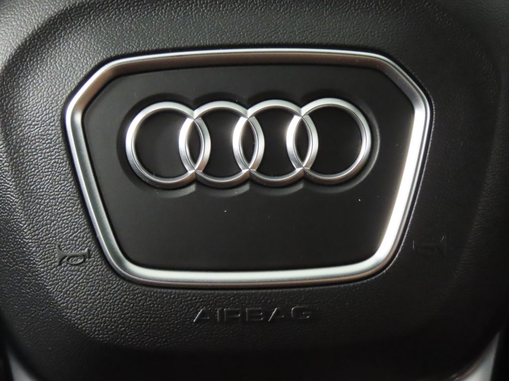 Thumbnail: 2023 Audi Q5 - 19