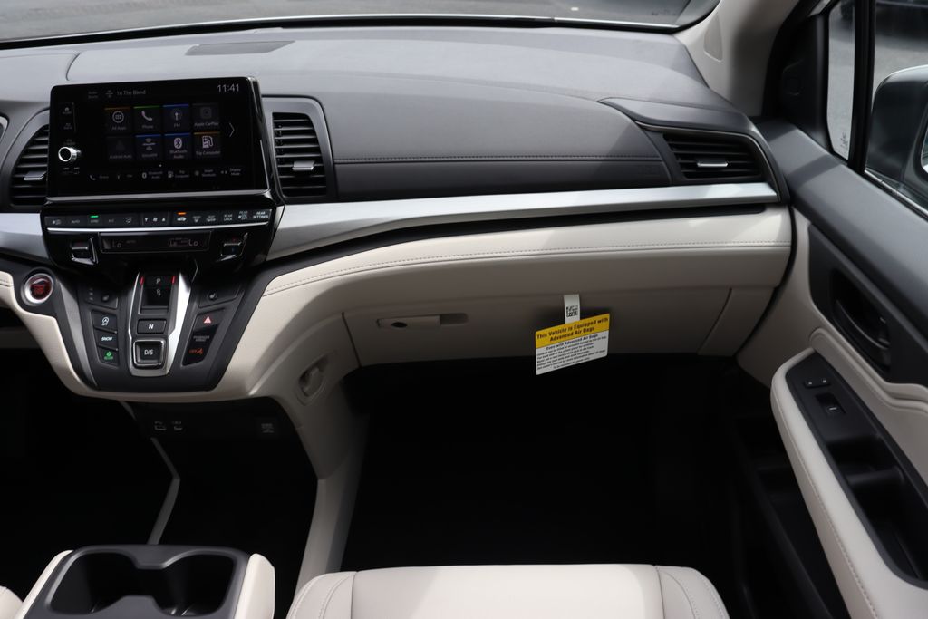 Thumbnail: 2026 Honda Odyssey - 17