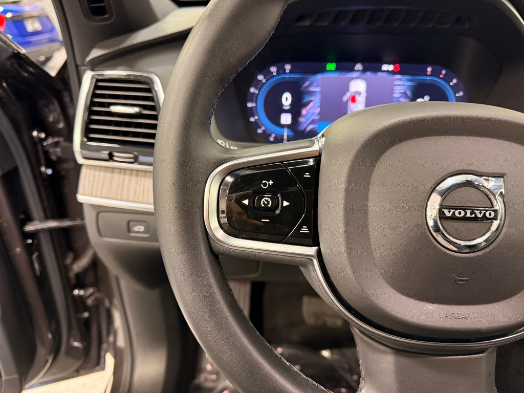 Thumbnail: 2023 Volvo XC90 - 15