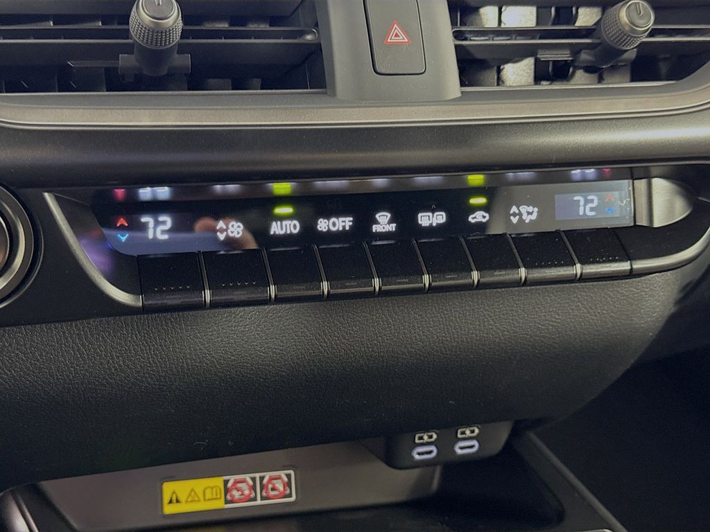 Thumbnail: 2025 Lexus UX - 14
