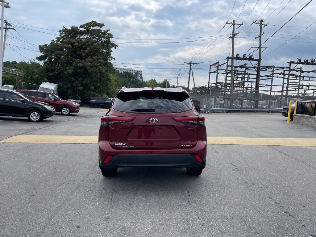 Used 2022 Toyota Highlander SUV