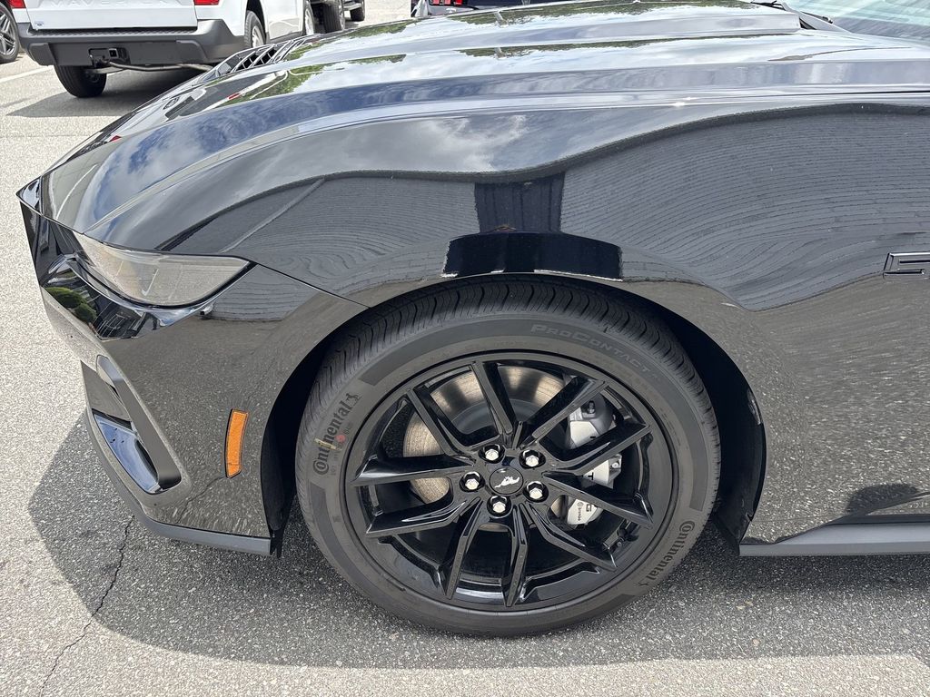 New 2026 Shadow Black Ford GT Fastback image 18
