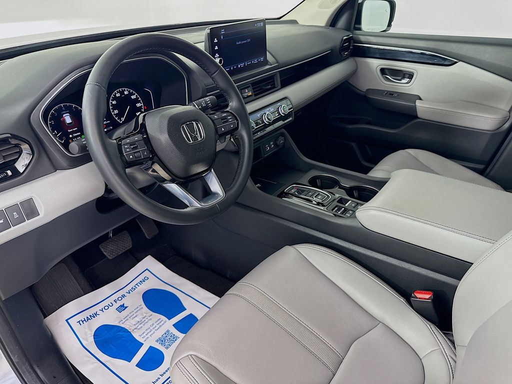 Used Car 2025 Honda Pilot  Ex-l For Sale Under $40,000 In Austin, Texas