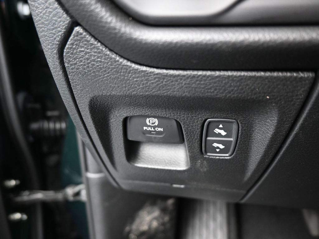 New 2026 Serrano Green Metallic Ram Rebel image 28