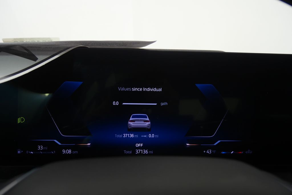 Thumbnail: 2024 BMW 3 Series - 21