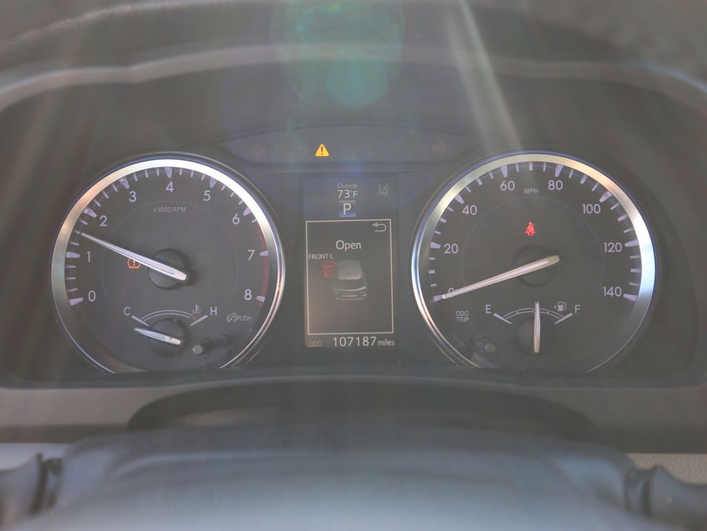 Thumbnail: 2014 Toyota Highlander - 19