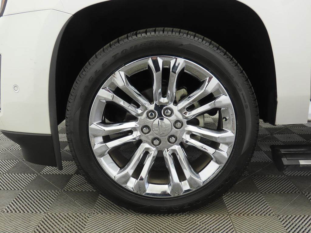 Thumbnail: 2017 Cadillac Escalade - 32