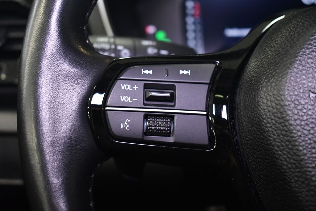 Thumbnail: 2023 Honda Pilot - 22