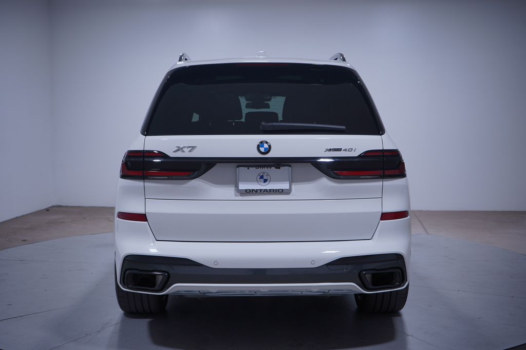Thumbnail: 2024 BMW X7 - 5