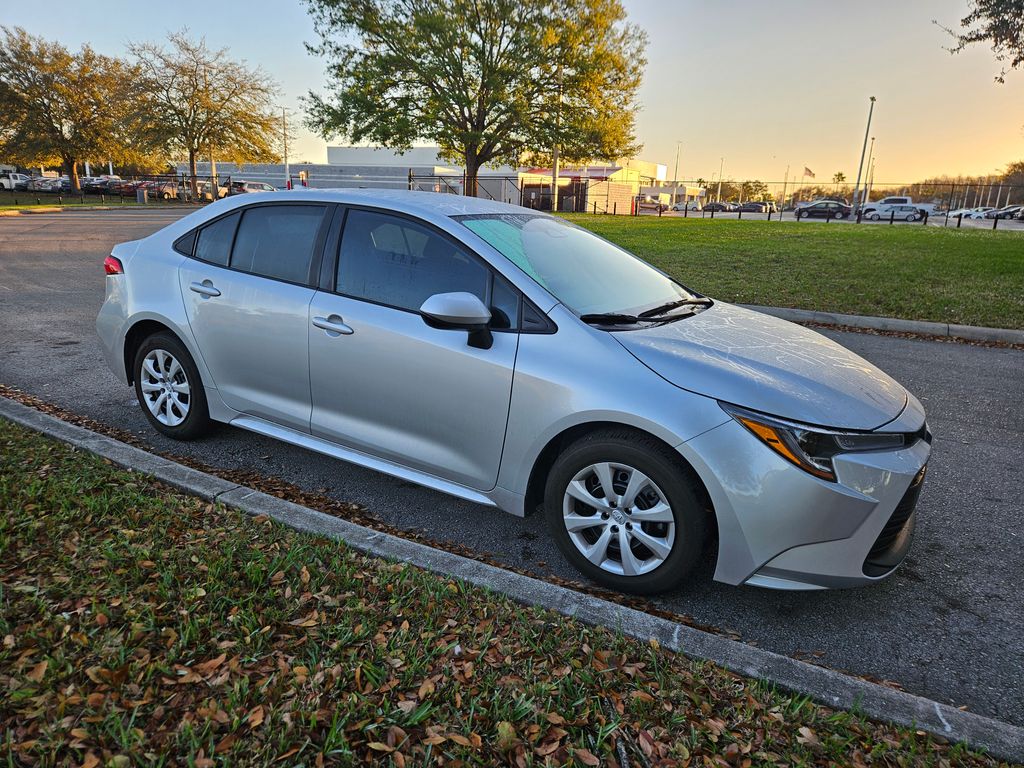 2024 Toyota Corolla LE 7