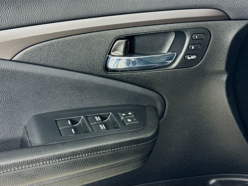Used Car 2021 Honda Pilot  Ex-l For Sale Under $30,000 In Austin, Texas