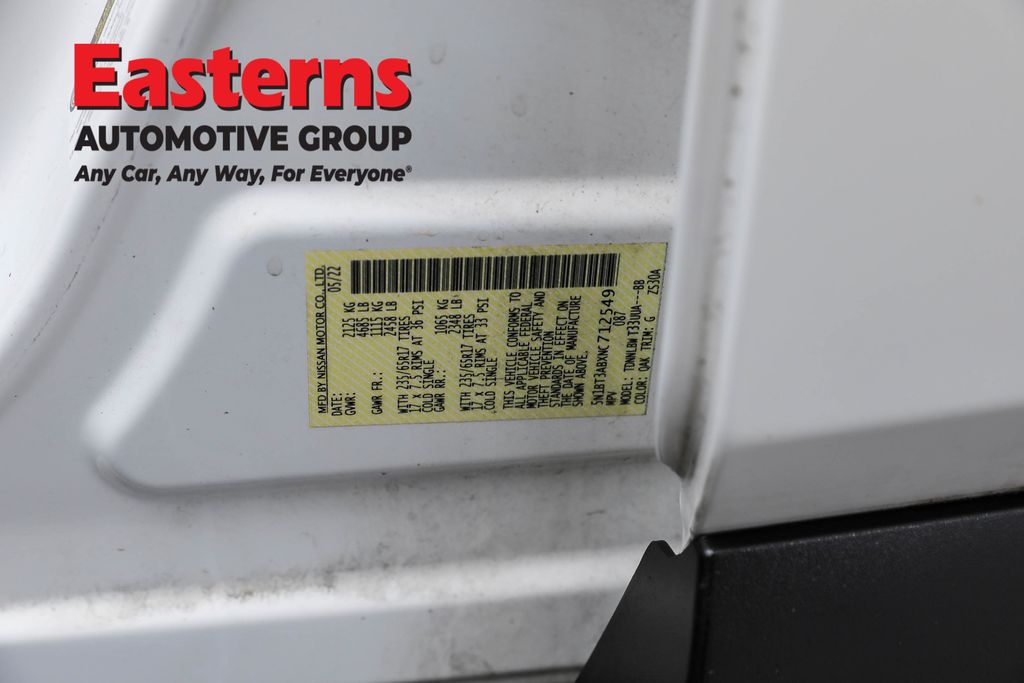 Used 2022 White Nissan S image 35