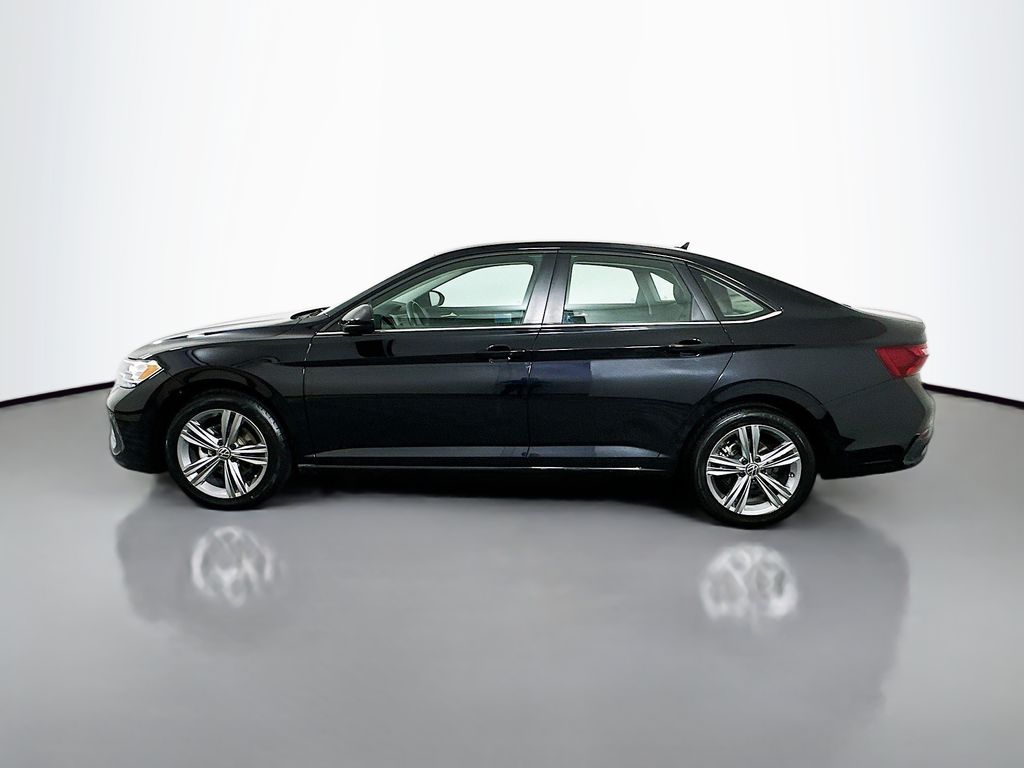 Thumbnail: 2024 Volkswagen Jetta - 8
