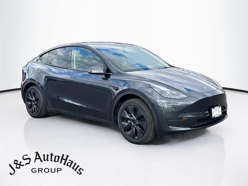 2024 Tesla Model Y Long Range RWD