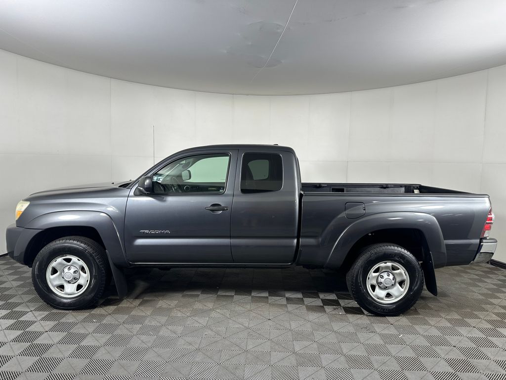 Photo 2 of 2010 Toyota Tacoma Base