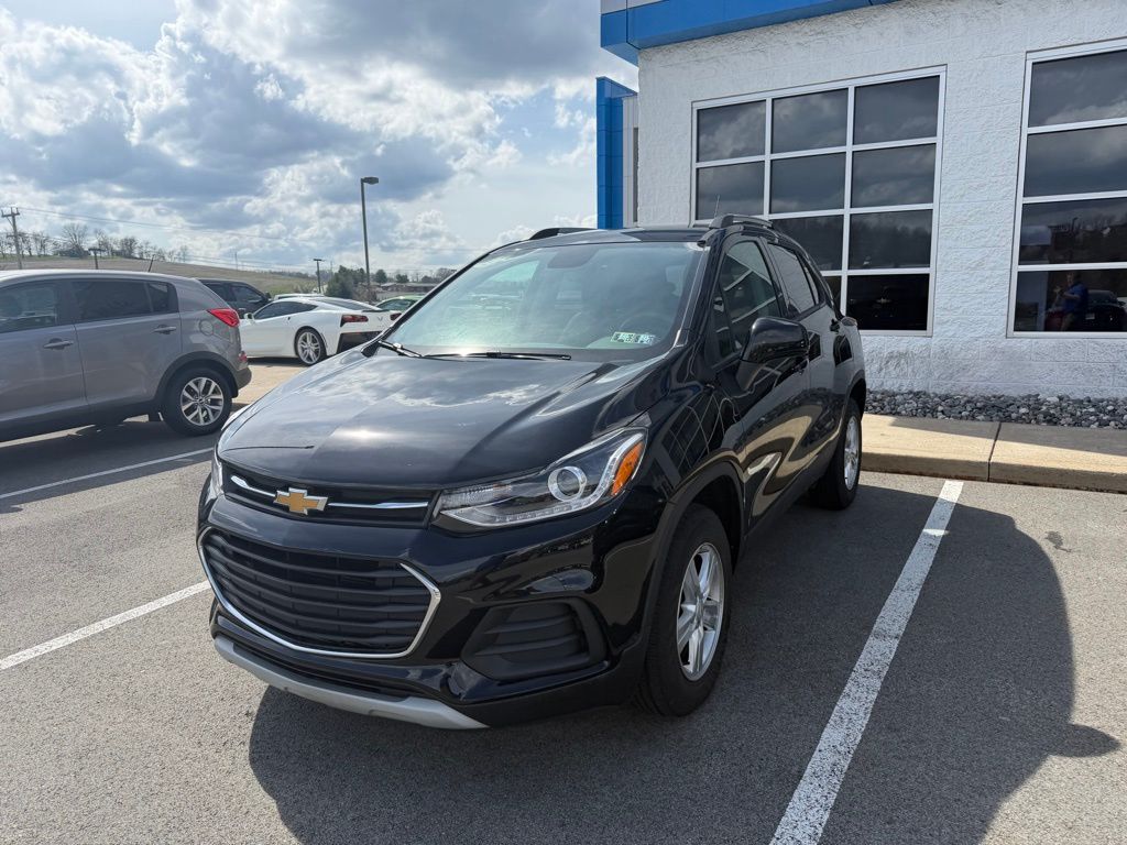 Mosaic Black Metallic 2022 Chevrolet Trax LT AWD SUV / Crossover All-Wheel Drive 6-Speed Automatic