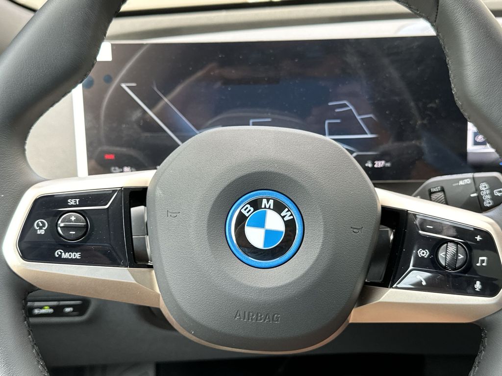 2025 BMW iX xDrive50 13