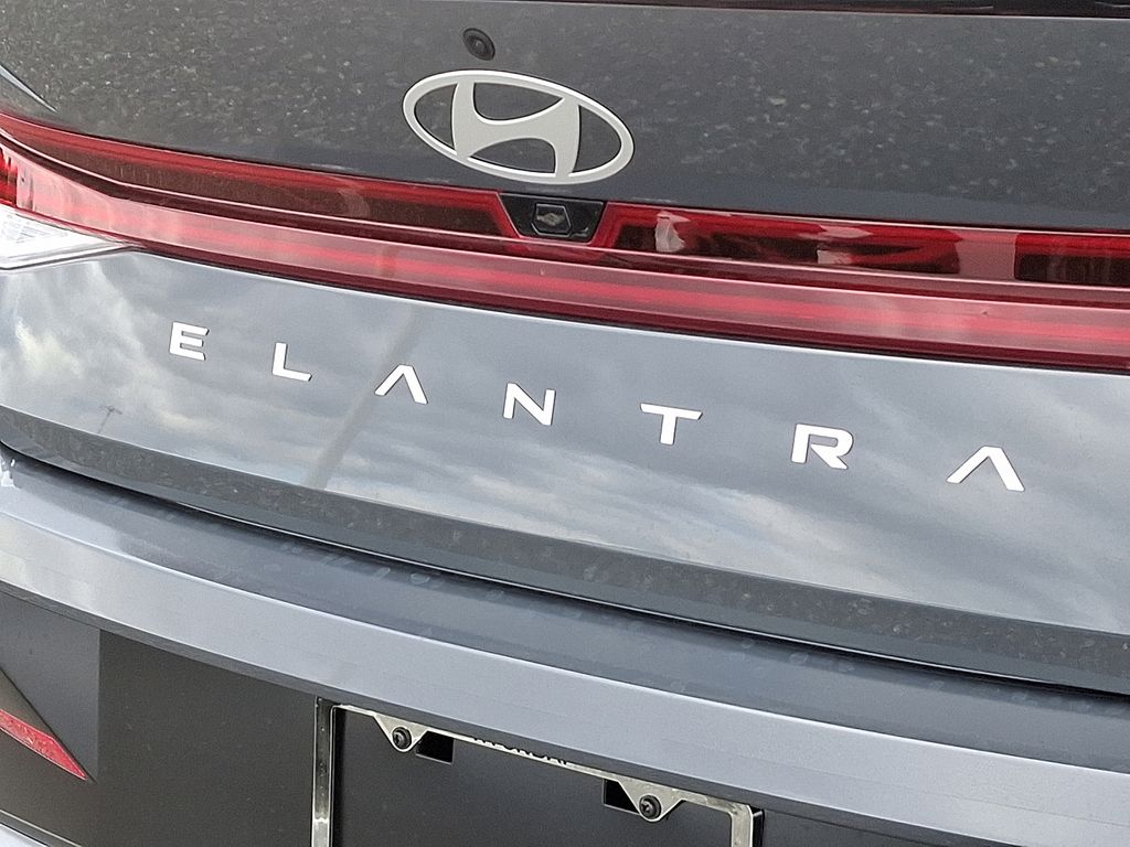 Thumbnail: 2026 Hyundai Elantra - 11