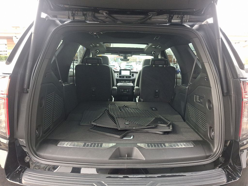 Thumbnail: 2022 Chevrolet Tahoe - 29