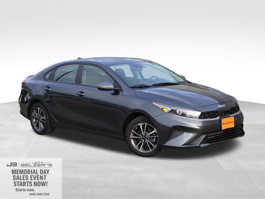 2023 Kia Forte LXS FWD