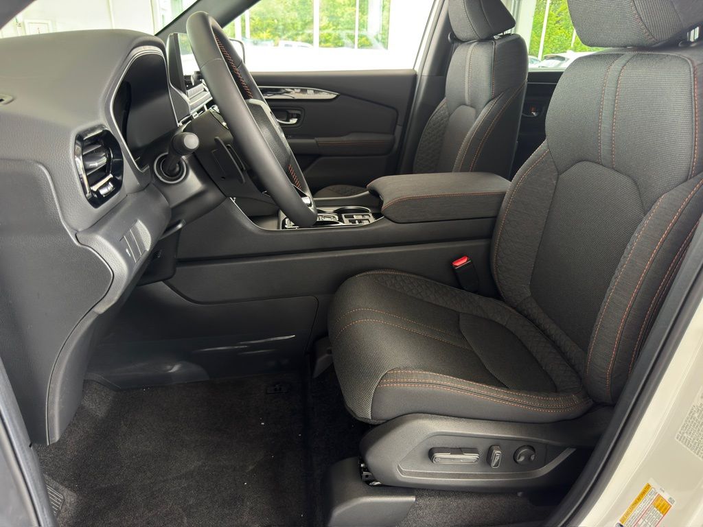 2025 Honda Pilot Sport - 9