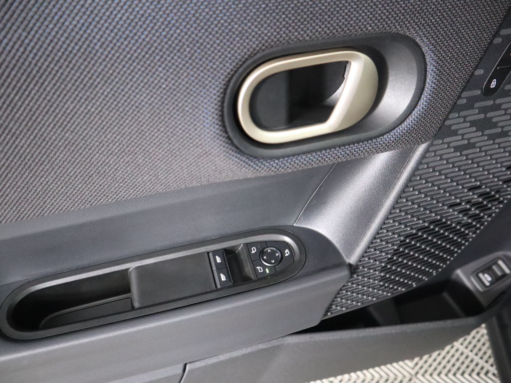 Thumbnail: 2025 MINI Cooper - 22