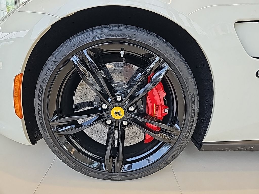 2019 Ferrari GTC4Lusso V12 13