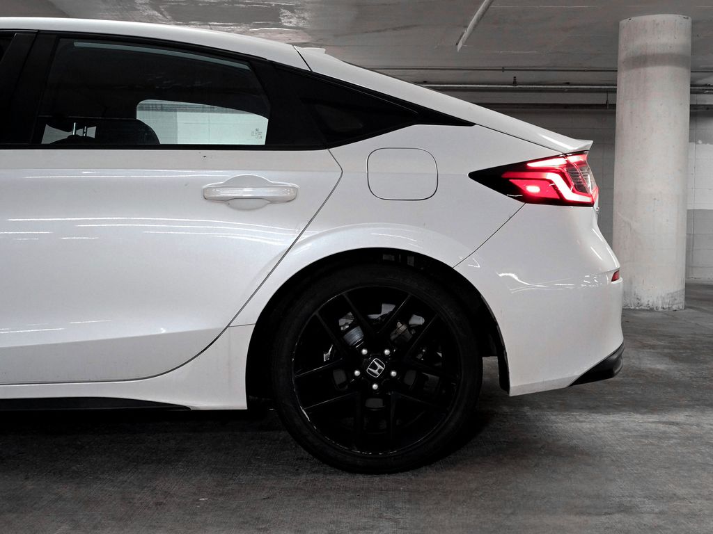 2022 Honda Civic Hatchback Sport photo 14