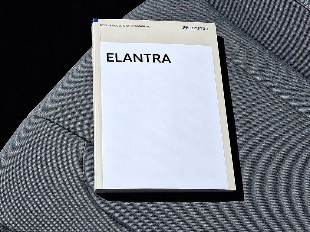 2026 Hyundai Elantra — photo 26