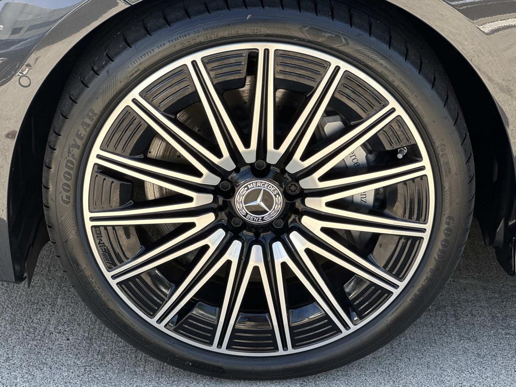 Thumbnail: 2024 Mercedes-Benz CLE - 9