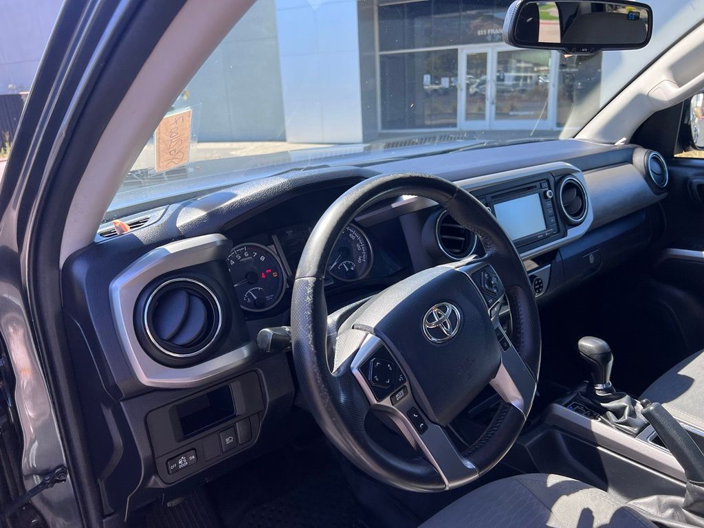 Used 2018 Toyota Tacoma Truck