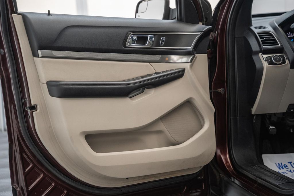 FordExplorer35