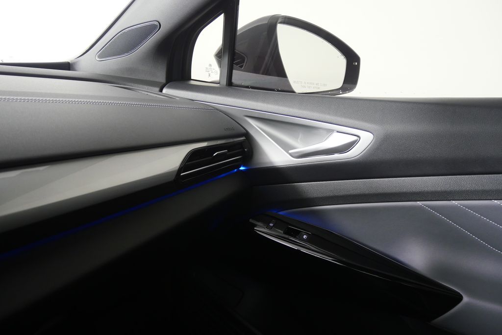 Thumbnail: 2023 Volkswagen ID.4 - 32