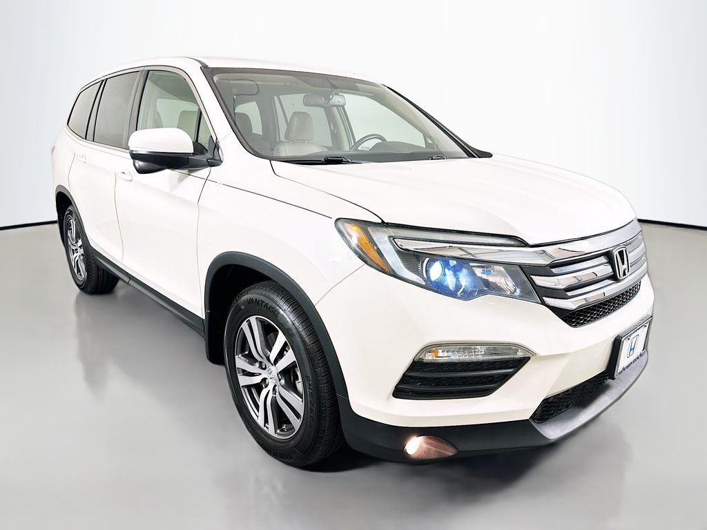 Thumbnail: 2018 Honda Pilot - 3