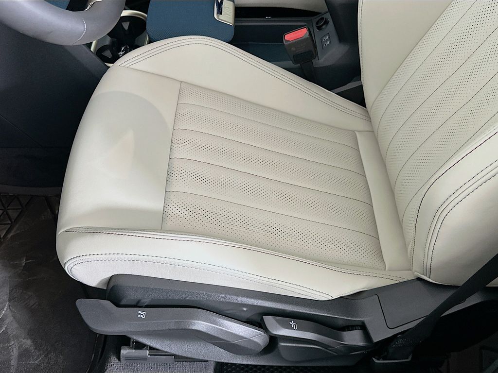 Thumbnail: 2026 MINI Cooper Countryman - 21