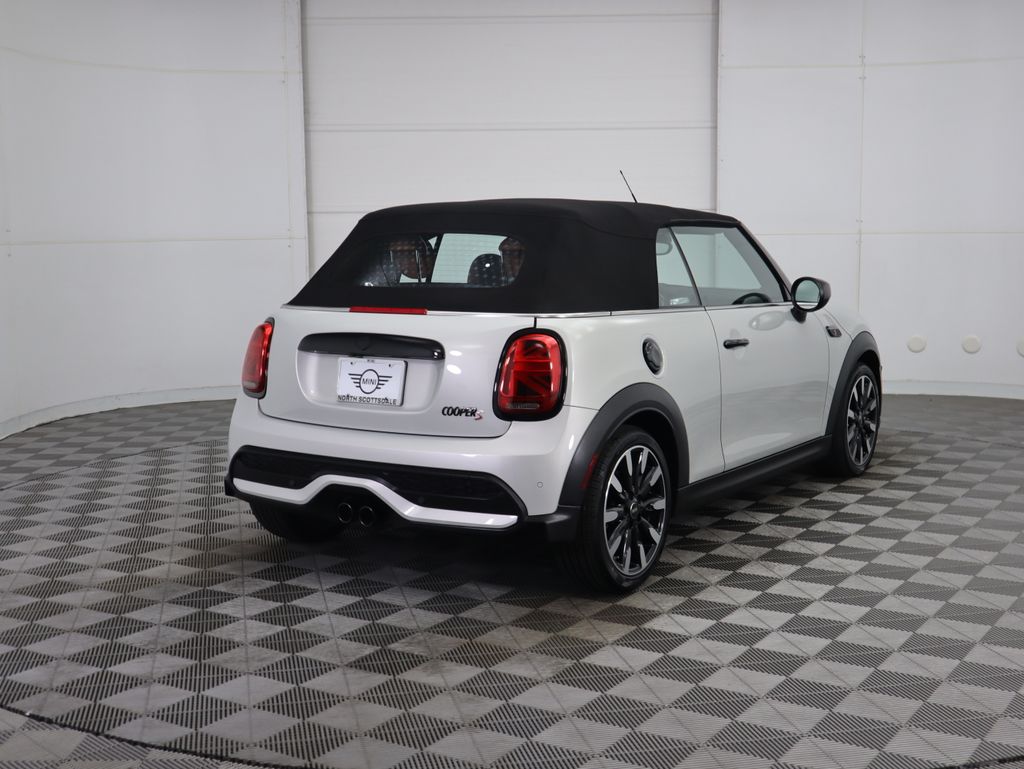 Thumbnail: 2023 MINI Cooper - 13