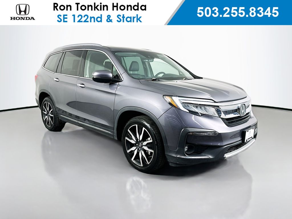 Gray 2020 Honda Pilot Touring AWD with Rear Captain's Chairs SUV / Crossover All-Wheel Drive 9-Speed Automatic