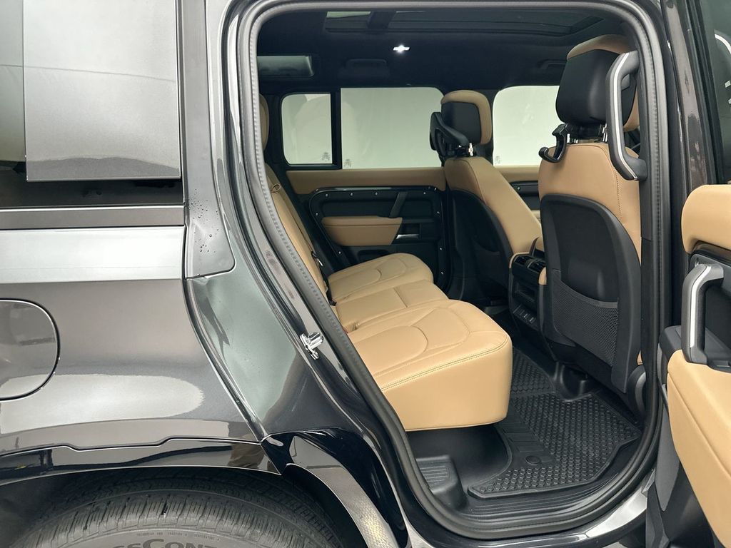 Thumbnail: 2026 Land Rover Defender - 7