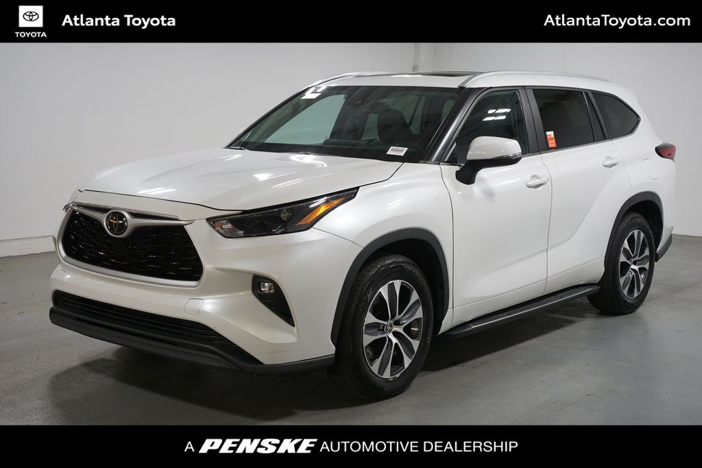 Thumbnail: 2023 Toyota Highlander - 1